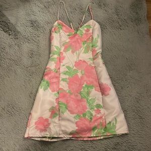 NWOT Lulus pink satin floral homecoming dress